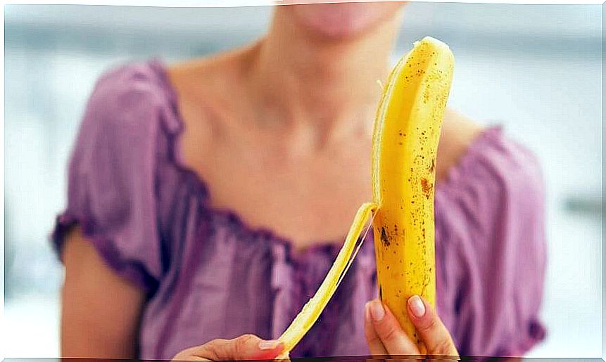 Banana relieves heartburn