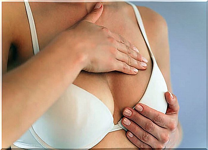 common symptoms of cancer: lump in the breasts