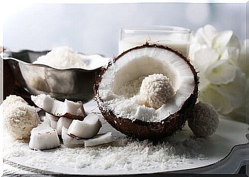 Raw food: coconut.