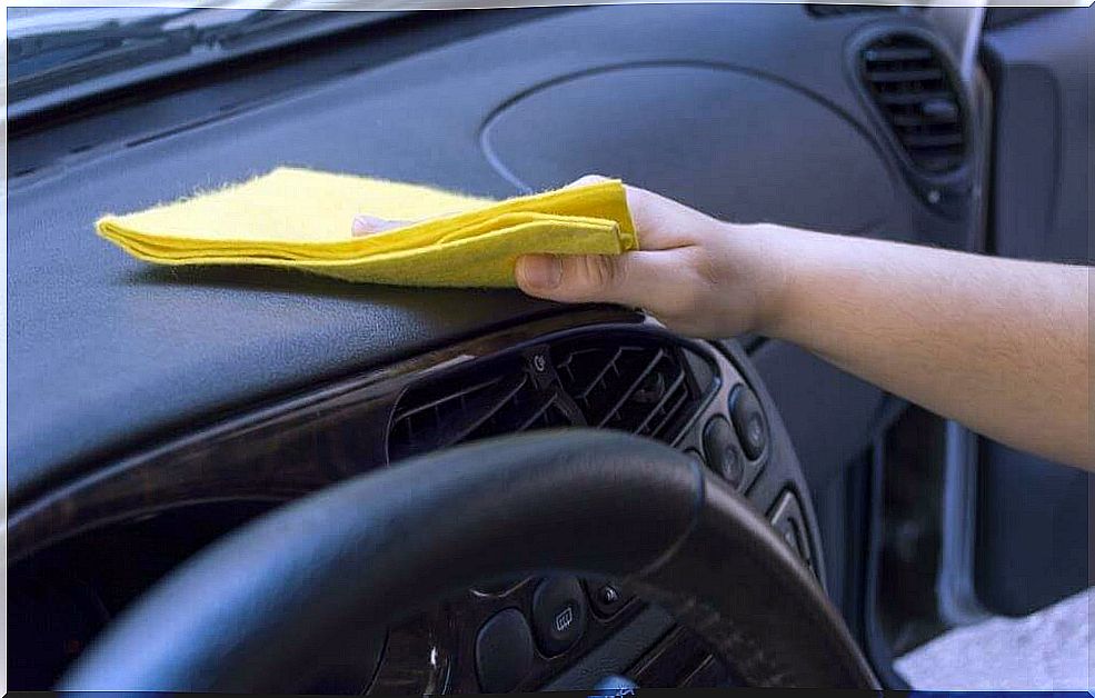 clean car rag