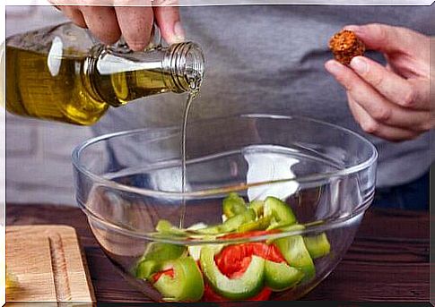 Preparation of a fresh salad.