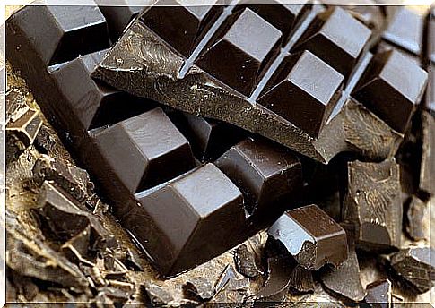 Dark chocolate against hypertension.