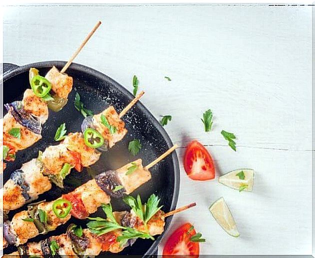 prepare chicken skewers