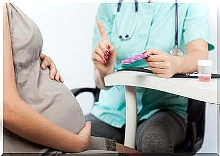 Medical consultation of a pregnant woman. 