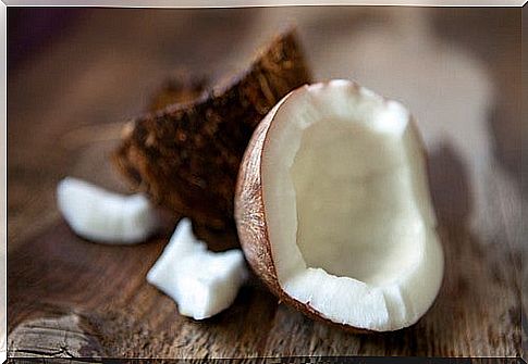 Coconut among fat-burning fruits